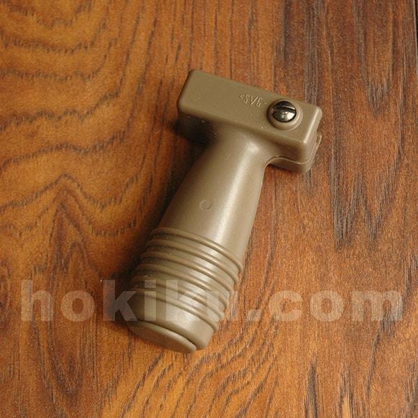 Airsoft Vertical Grip Short Brown - Image 2